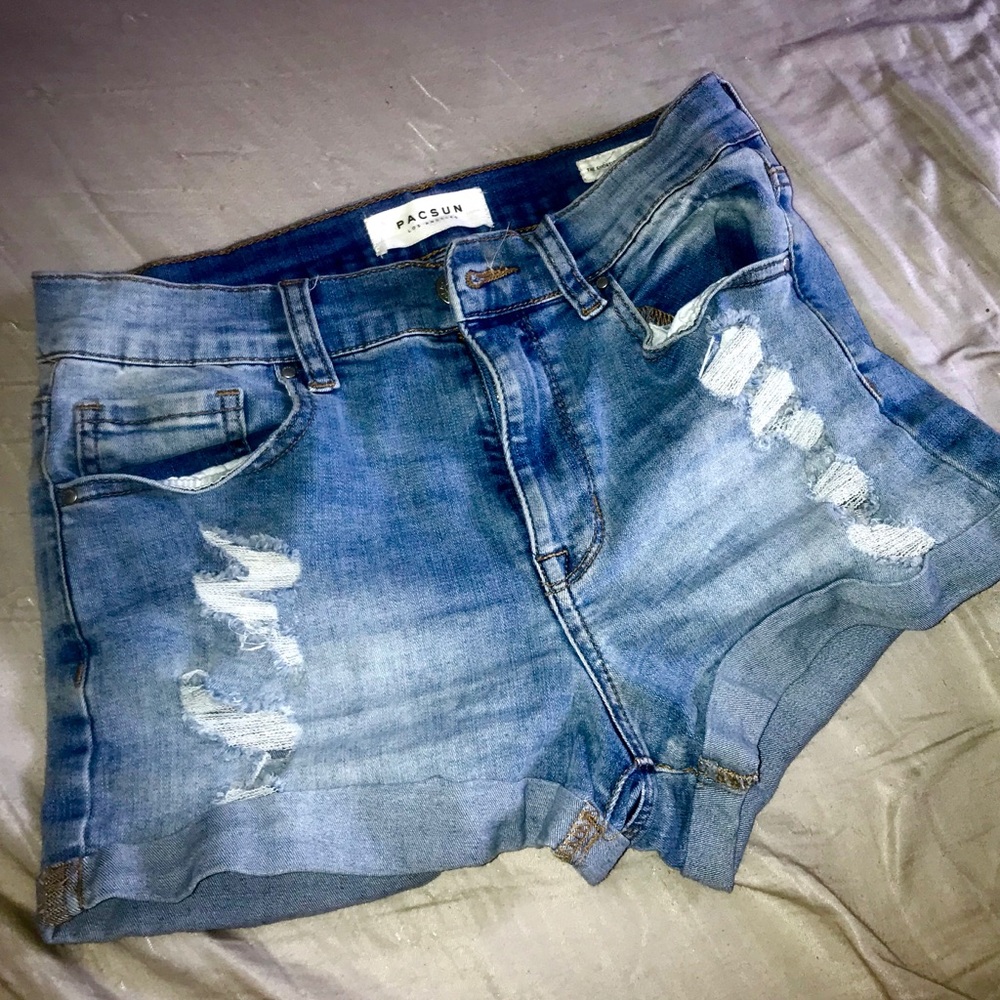PACSUN JEAN SHORTS SIZE 27/3